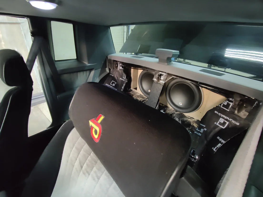 DJ Designs | Custom Truck Interiors